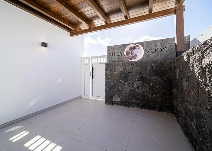 Moon ヴィラ *