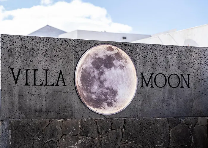 Vila Moon