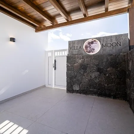 Moon Villa *