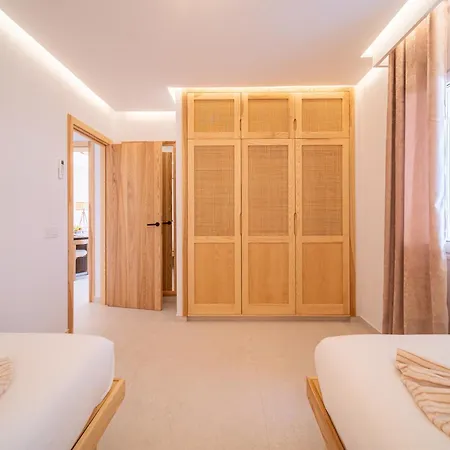 Villa Moon