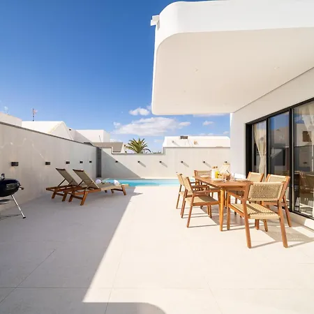 Moon Villa