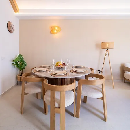 Villa Moon